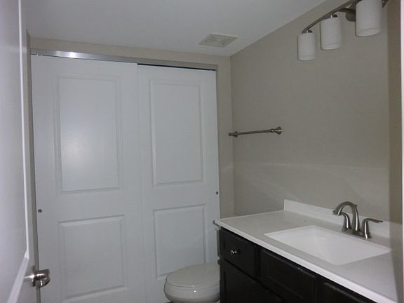 3rd image of 1328 Village Circle Dr #1328