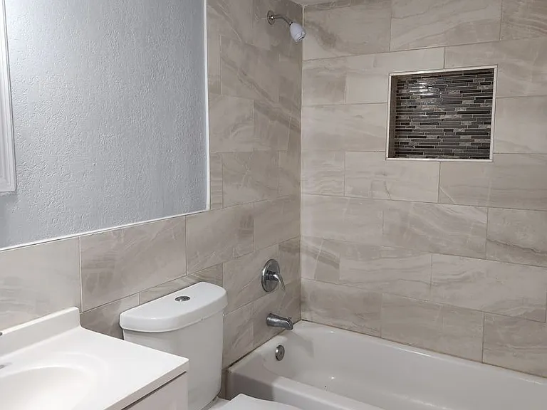 Lincoln Place — Photo 10