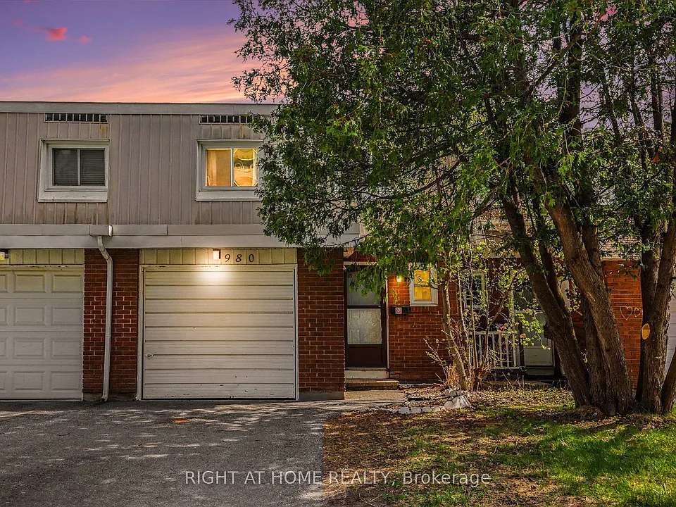 980 Gulf Pl #207