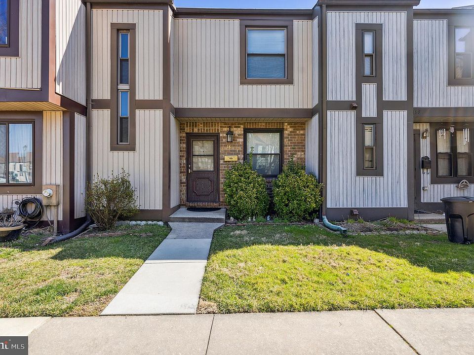 1st image of 185 Marine Oaks Dr