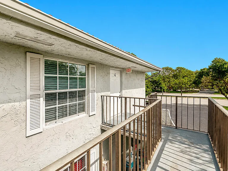 8706 W Sample Rd #4 — Photo 19