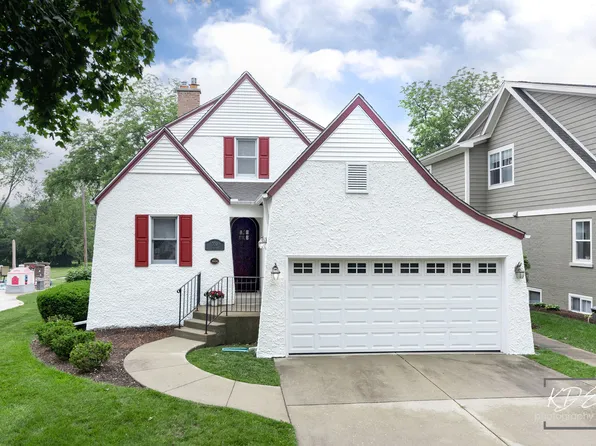 330 S Maple St, Itasca, IL 60143