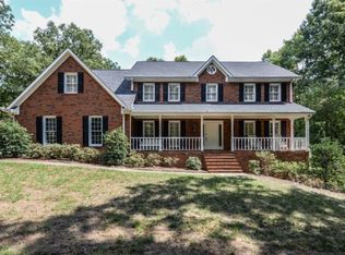 7350 Cox Rd, Cumming, GA 30028