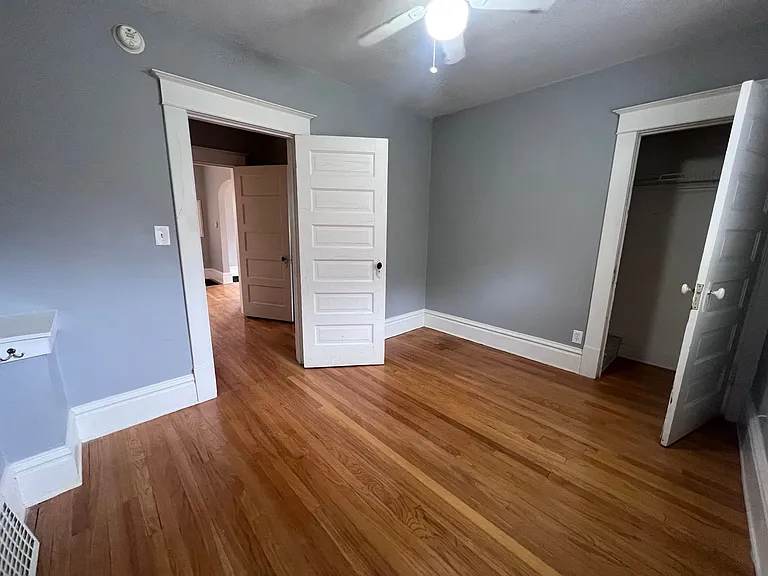 254 Warren Ave SE — Photo 9