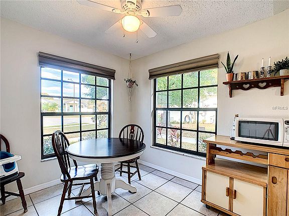 5th image of 3703 Bramble Ct
