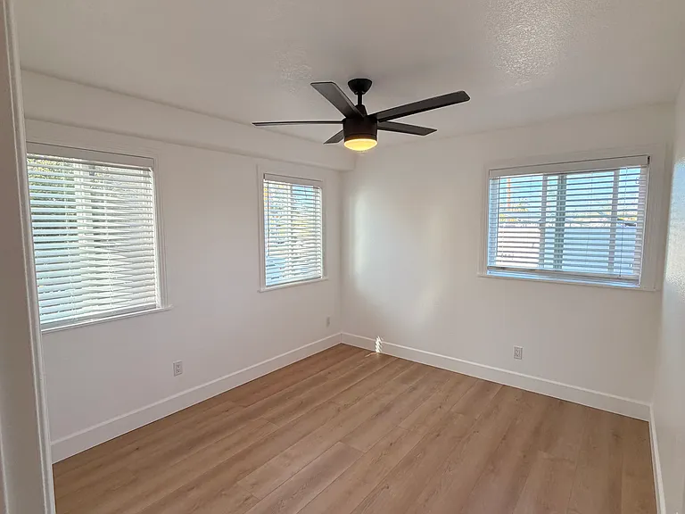 3909 Monroe Ave #110 — Photo 4