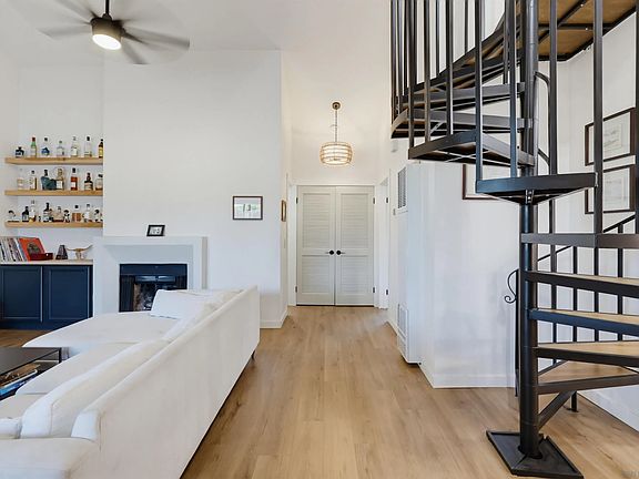 3rd image of 4517 Utah St APT 5
