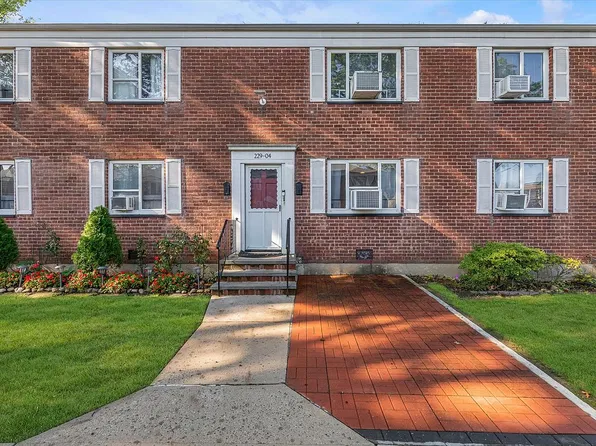 209-04 Hillside Ave Floor 1, Queens Village, NY 11427