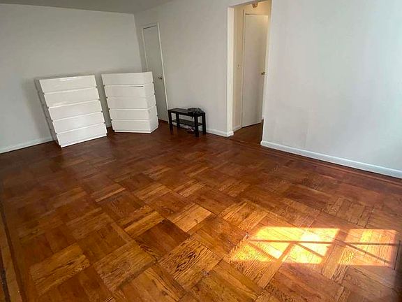 4th image of 43-15 45th St #1
