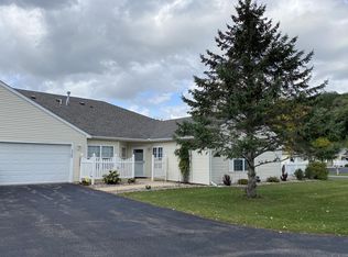 2822 Wellington Ln SW, Rochester, MN 55902