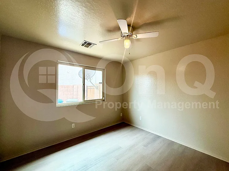 5409 S 15th Way — Photo 15