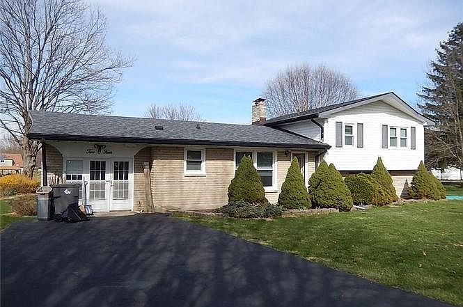 1st image of 204 Meadow Vue Court North Dr