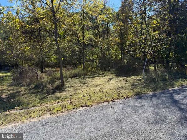 13704 Fir Tree Ln, Cresaptown, MD 21502