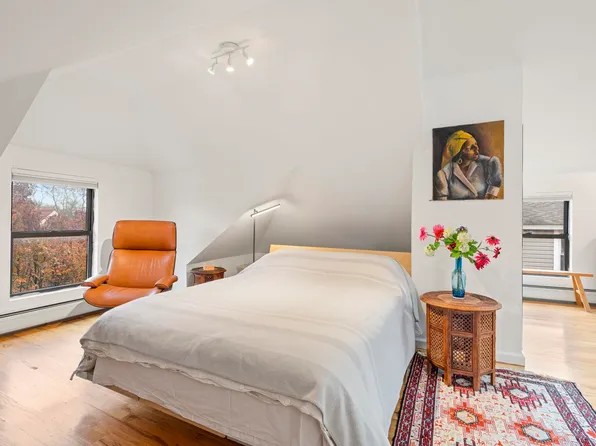 25 75th Street image 22 of 37