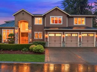 10465 NE 15th St, Bellevue, WA 98004