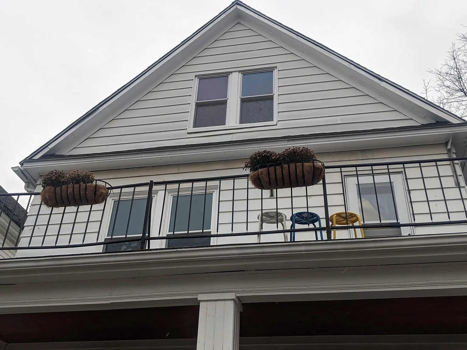 4 bed, 800 sqft, $1,400 — Photo 1