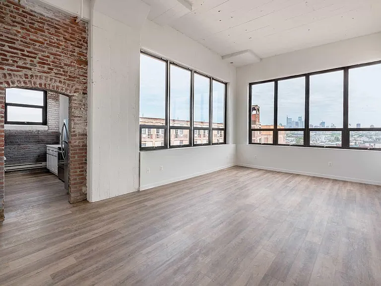 Brush Factory Lofts — Photo 5