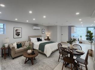 20-01 37, Astoria, NY 11105