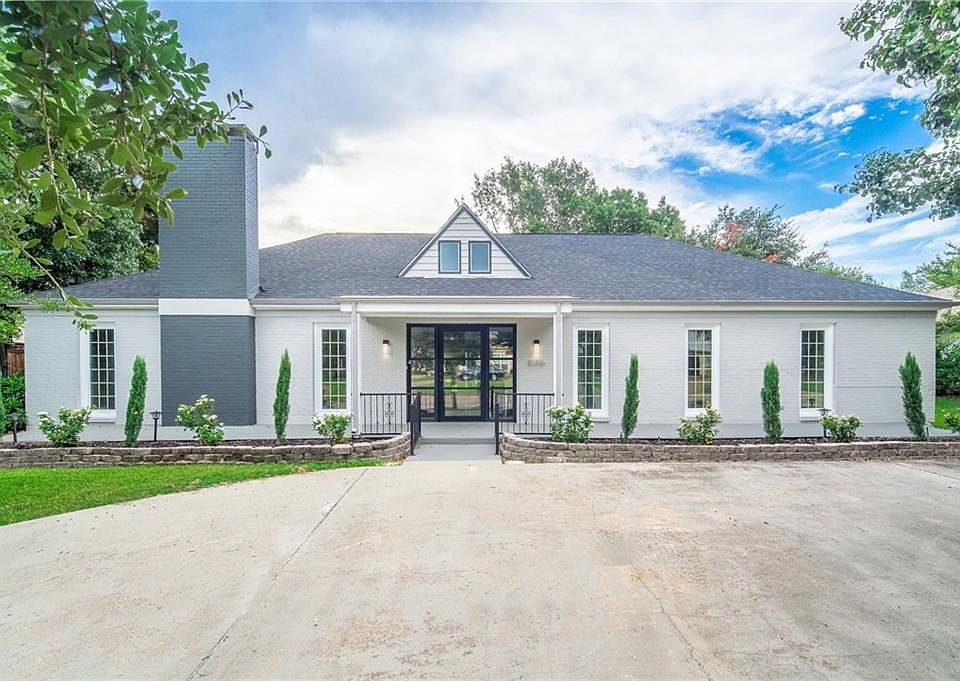 1st image of 10316 Boedeker Dr