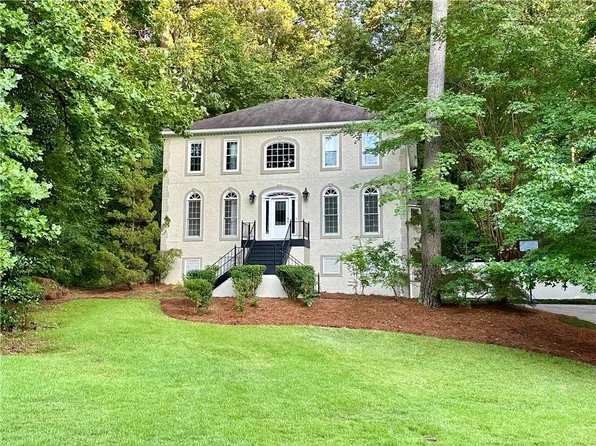 320 Kings Ct NE, Marietta, GA 30067