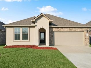 7556 1st Lake Dr, Slidell, LA 70461
