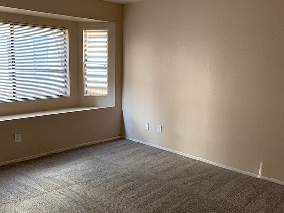 5th image of 925 S Longmore APT 106