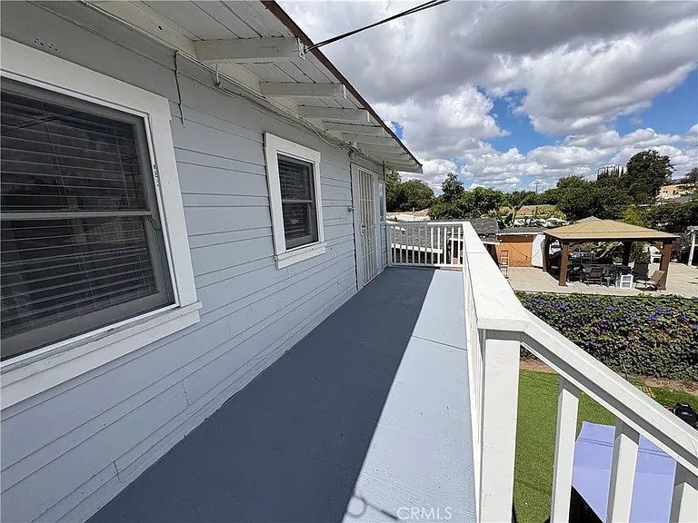 125 W Valencia Dr #A — Photo 15