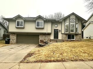 1317 N 159th St, Omaha, NE 68118