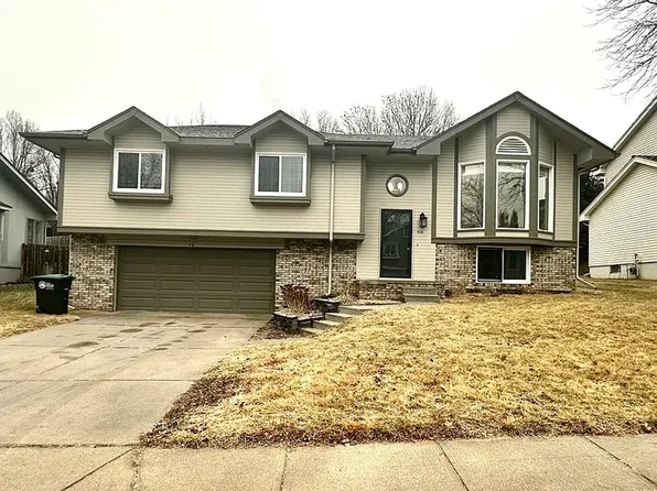 1317 N 159th St, Omaha, NE 68118