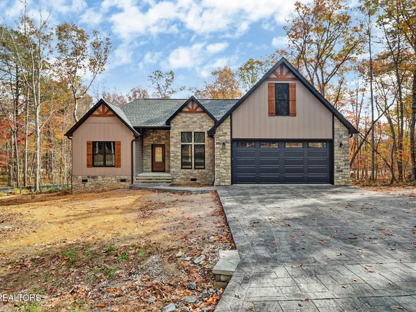 150 Adler Ln, Fairfield Glade, TN 38558