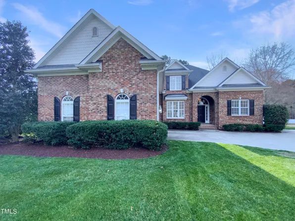 138 Parkdale Ln, Clayton, NC 27520