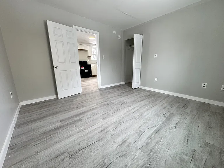 65 Beech St #1 — Photo 8