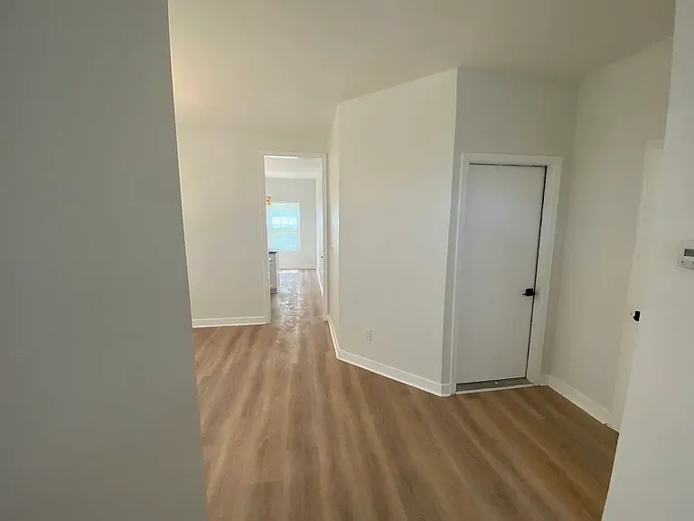 977 Water Oak Ct — Photo 48