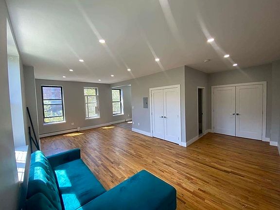 3rd image of 363 Sumpter St APT 3A