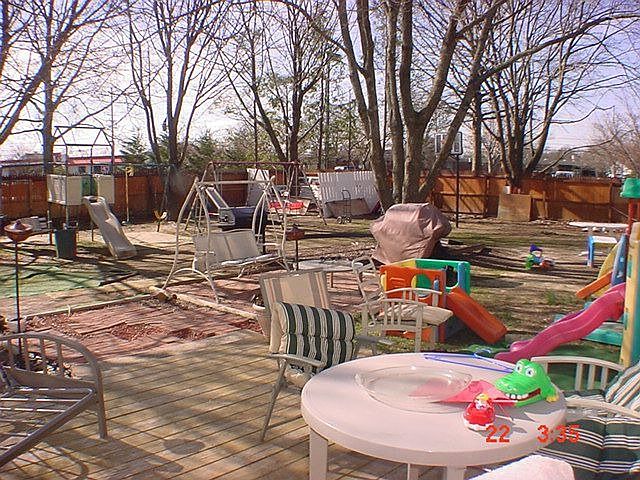 2nd image of 424 Edken Ave