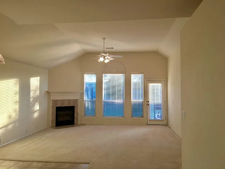 6716 Hayling Way — Photo 8