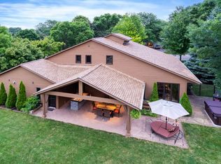 214 Lorrie Way, De Pere, WI 54115