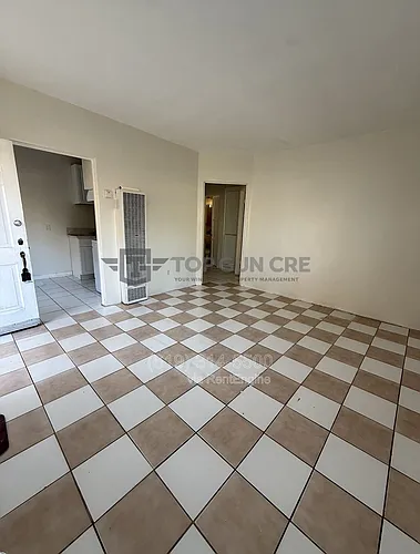 4050-58 N 42nd St #4050 Photo 1