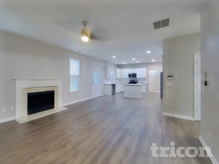 4286 Savannah Dr — Photo 2