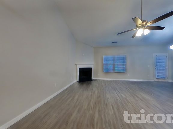 2nd image of 349 Daffodil Dr