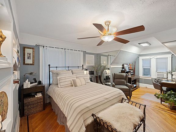 5th image of 111-20 199th St