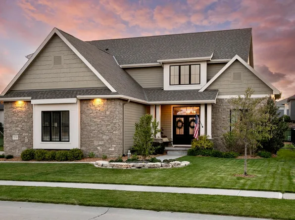 2110 S 210th St, Elkhorn, NE 68022