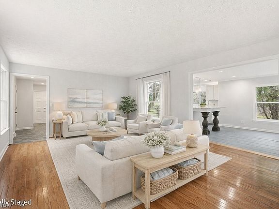 4th image of 953 Bell Rd