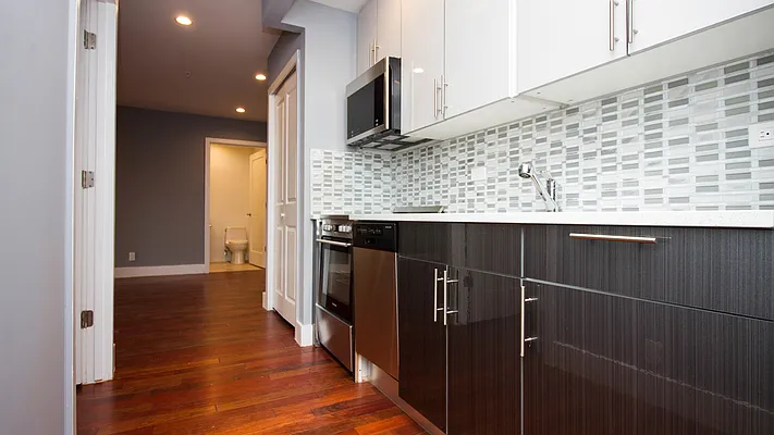 Rented by Nooklyn NYC LLC | media 30