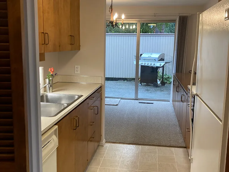 7411 60th Pl NE — Photo 7