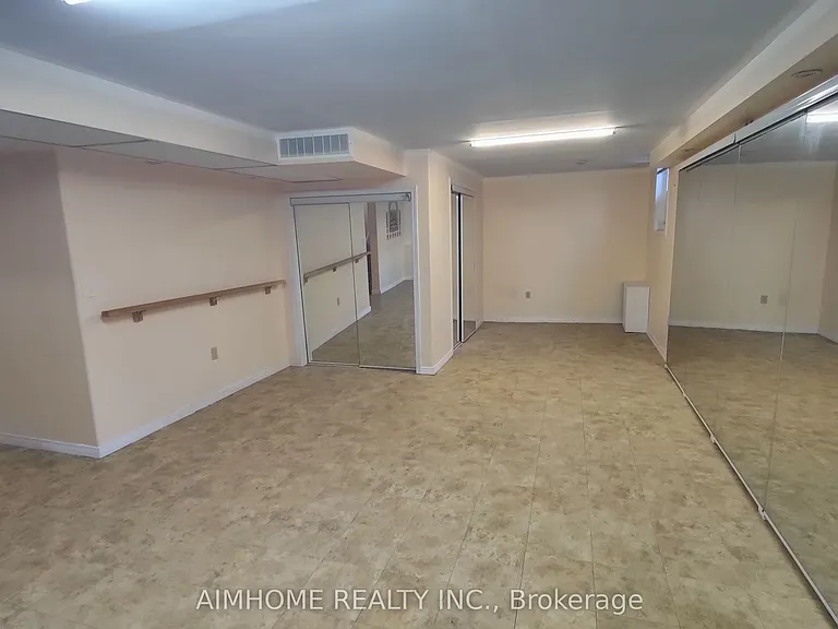 382 McJannett Ave — Photo 25