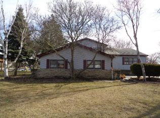 29W155 Spring Lake Dr, Naperville, IL 60564