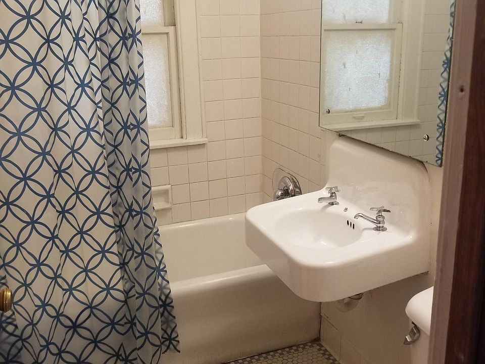 2nd image of 3846 N 24th Pl