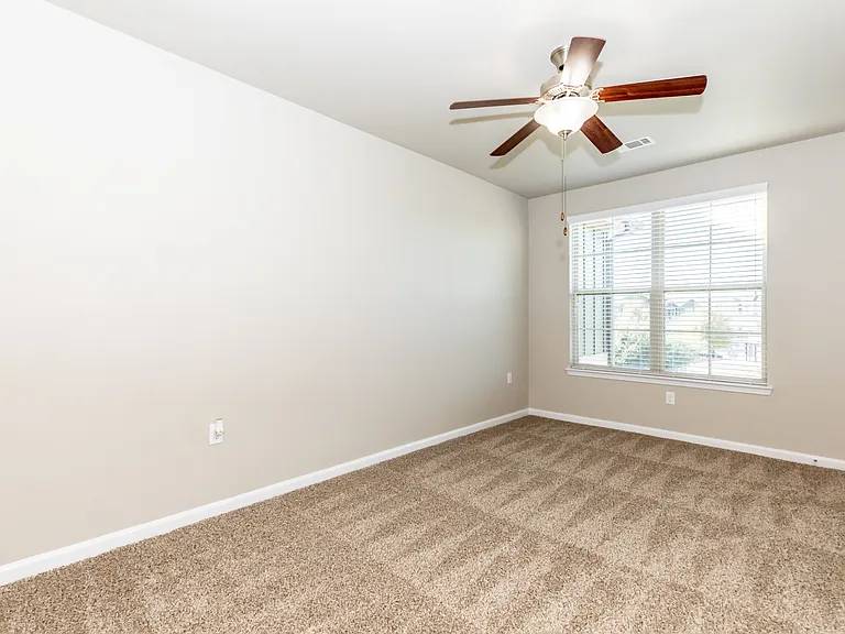 The Landings at Creekside — Photo 27