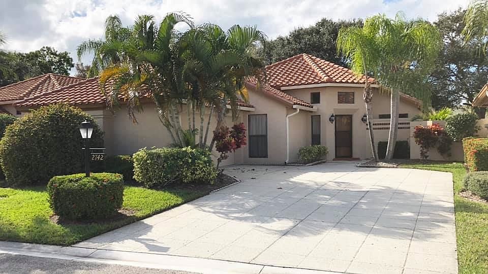 1st image of 2742 SW Mariposa Cir
